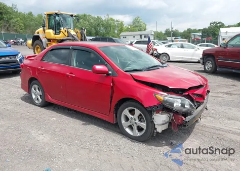 2012 Toyota Corolla S z USA, uszkodzony, nr VIN 2T1BU4EE9CC816756